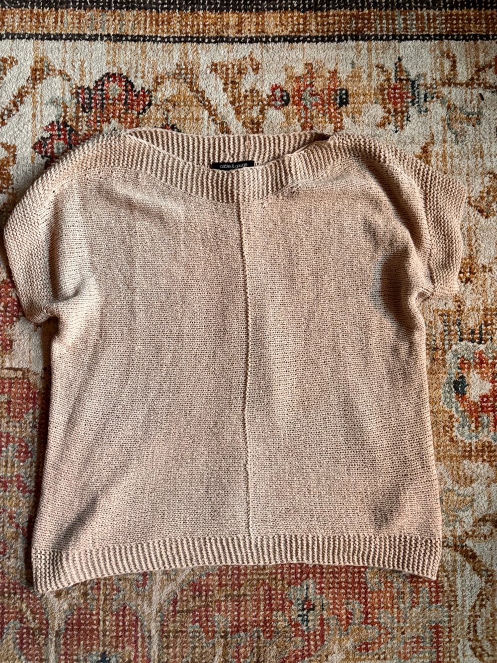 Cable & Gauge Beige Short Sleeve Sweater Top L | Button Back Accent